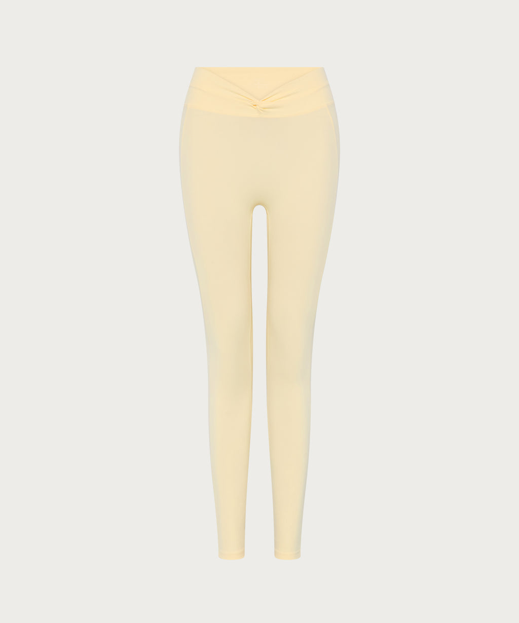 Creamy Yellow 