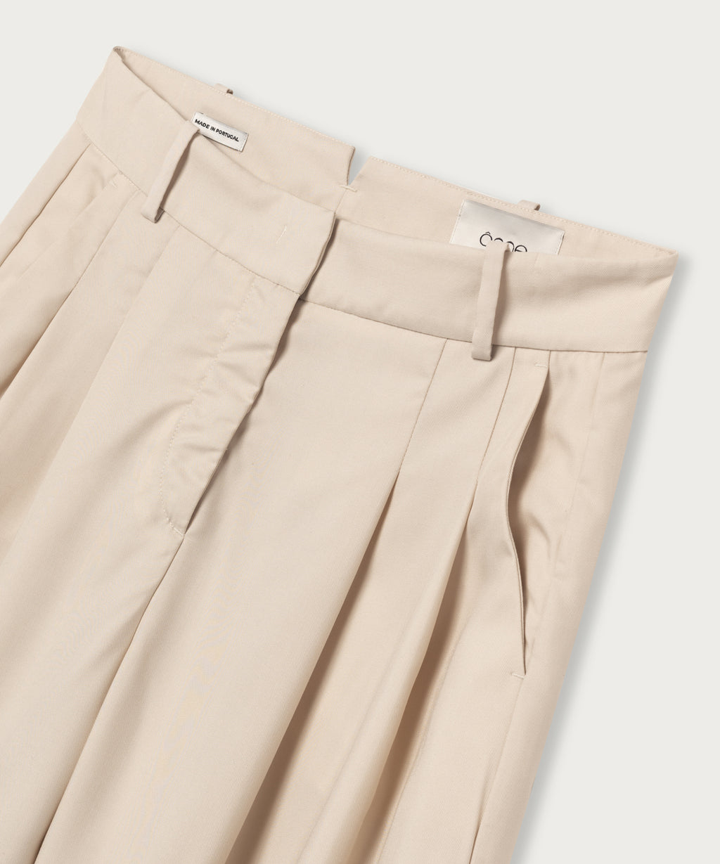 beige