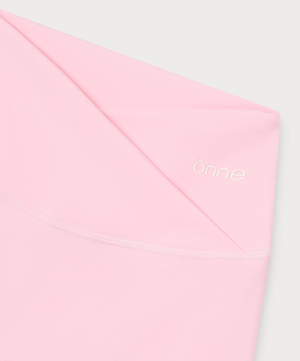 Solene Shorts in Sakura Pink, ÔNNE activewear