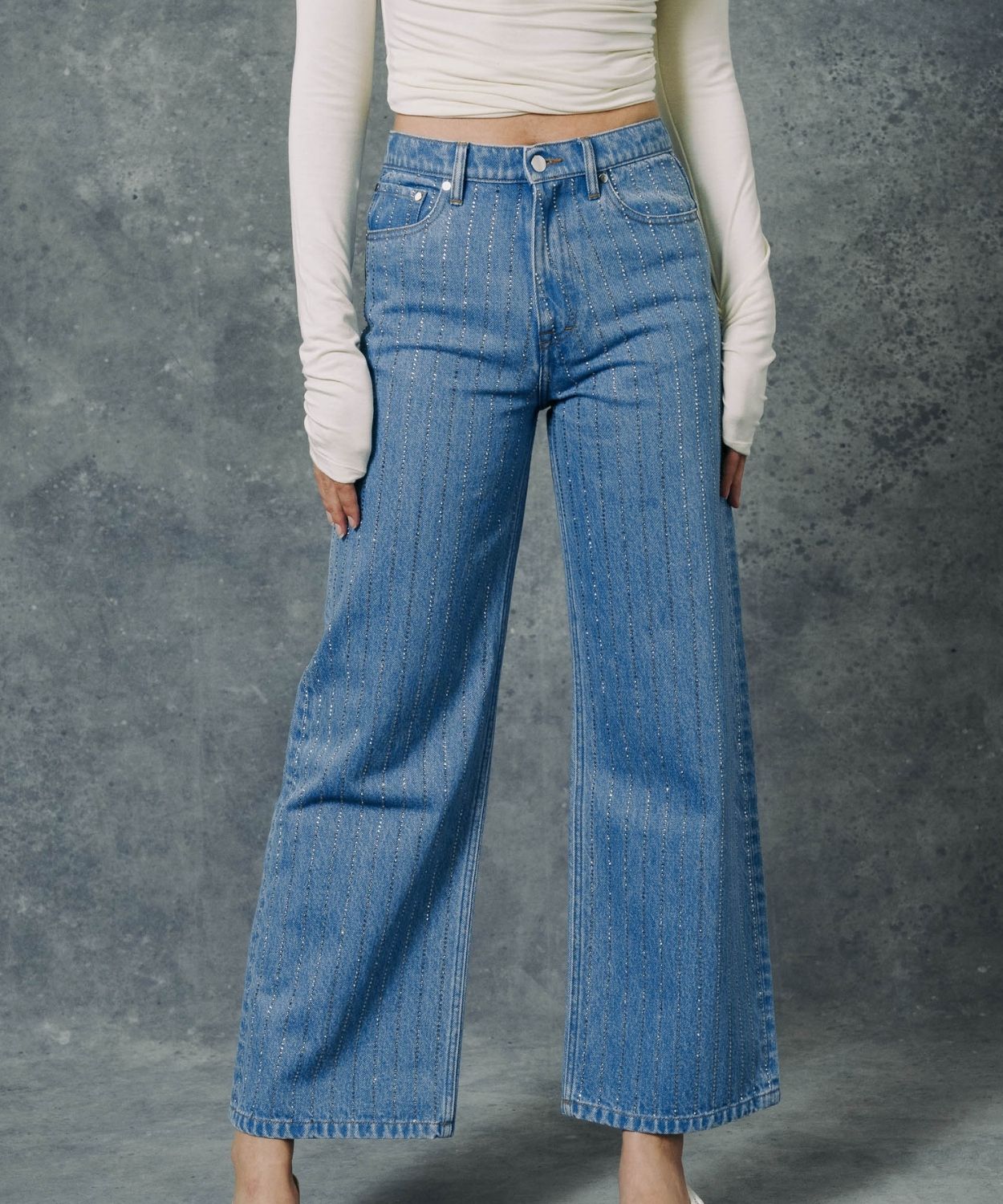 Die gestreifte Kristall-Jeans