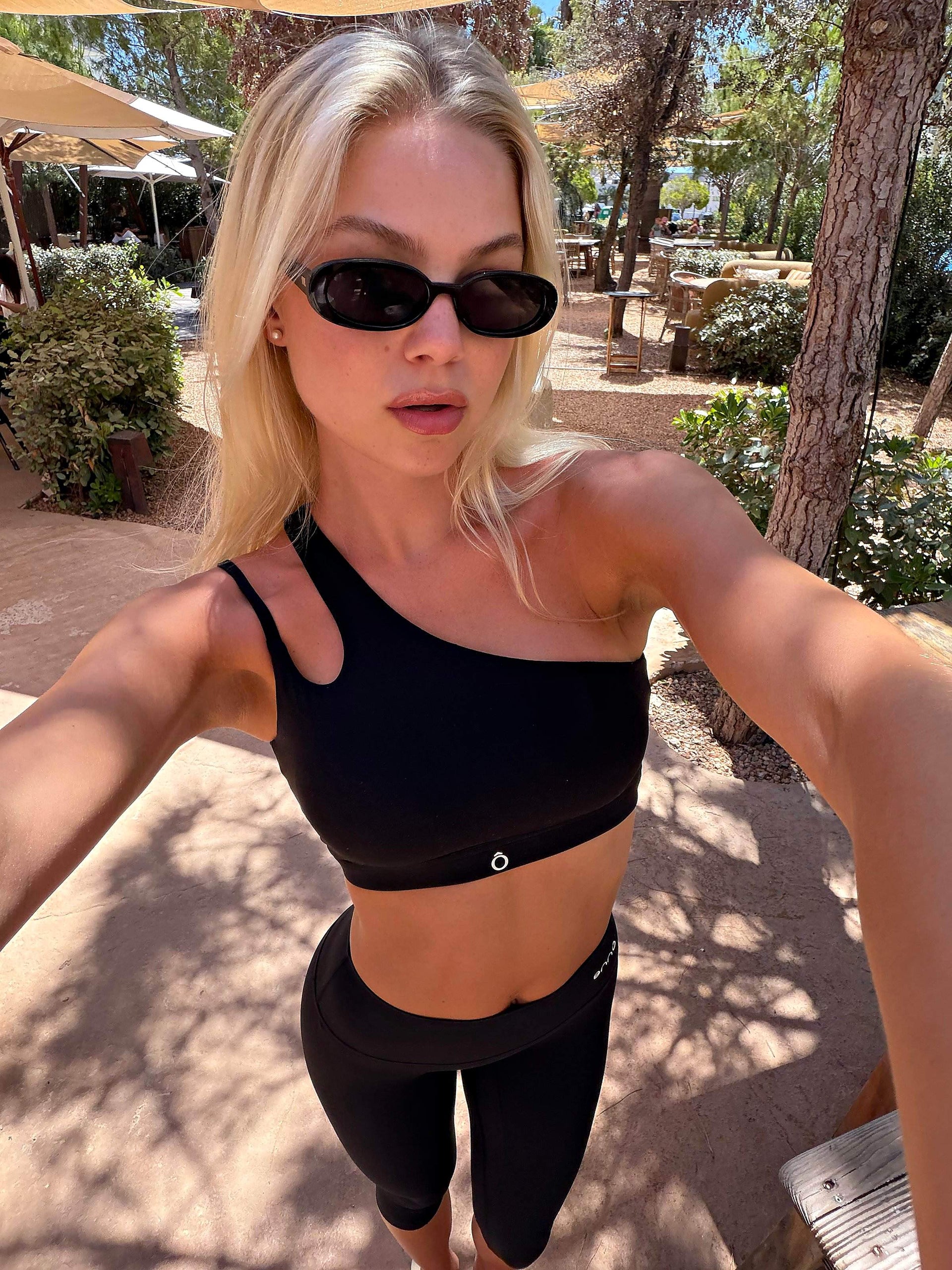 Nora Top + Nyra Leggings in Black, view 1, ÔNNE activewear
