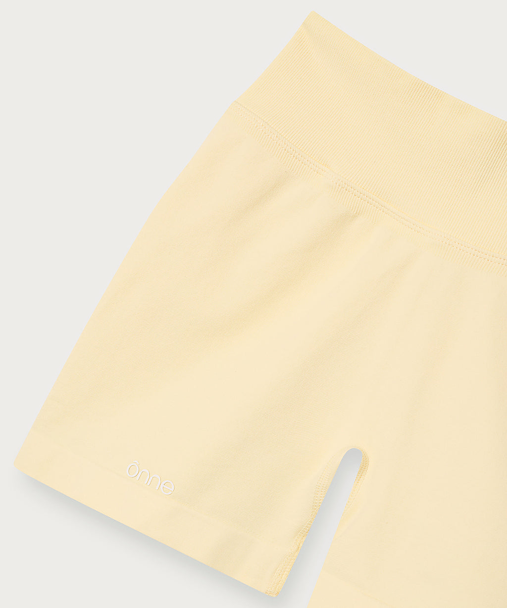 Aeris Short in Creamy Yellow, ÔNNE activewear