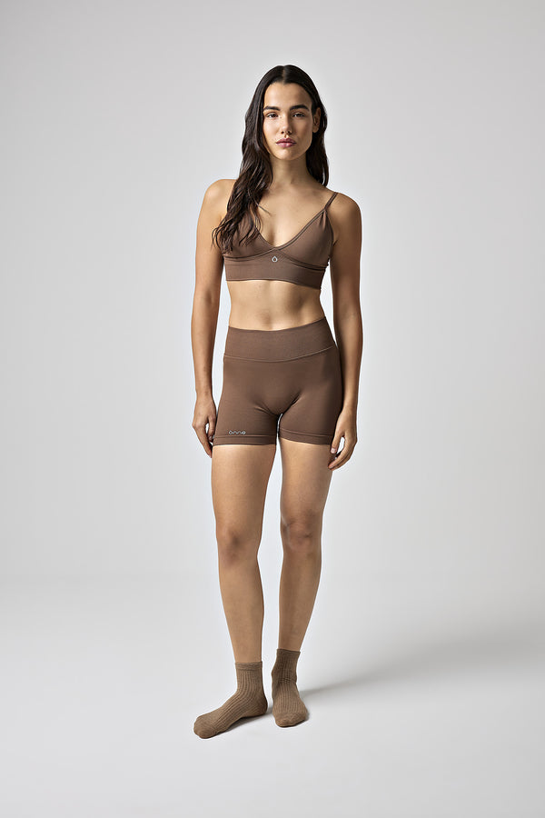 Aeris Short in Dark Brown, ÔNNE activewear