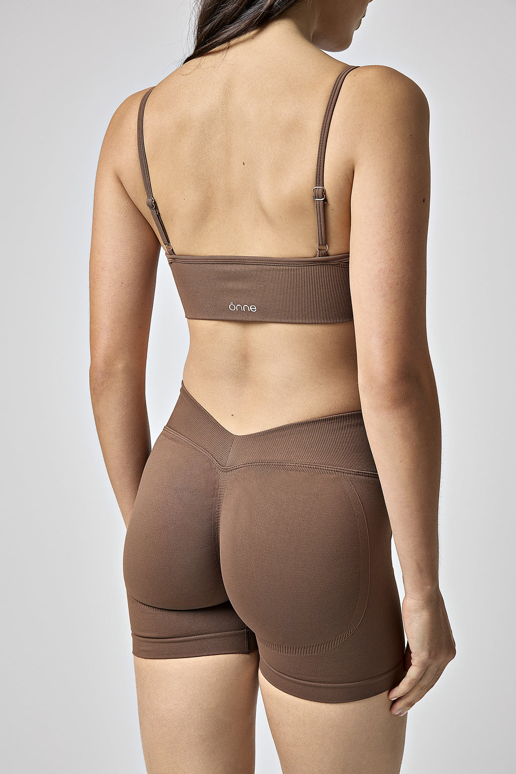 Aeris Short in Dark Brown, ÔNNE activewear