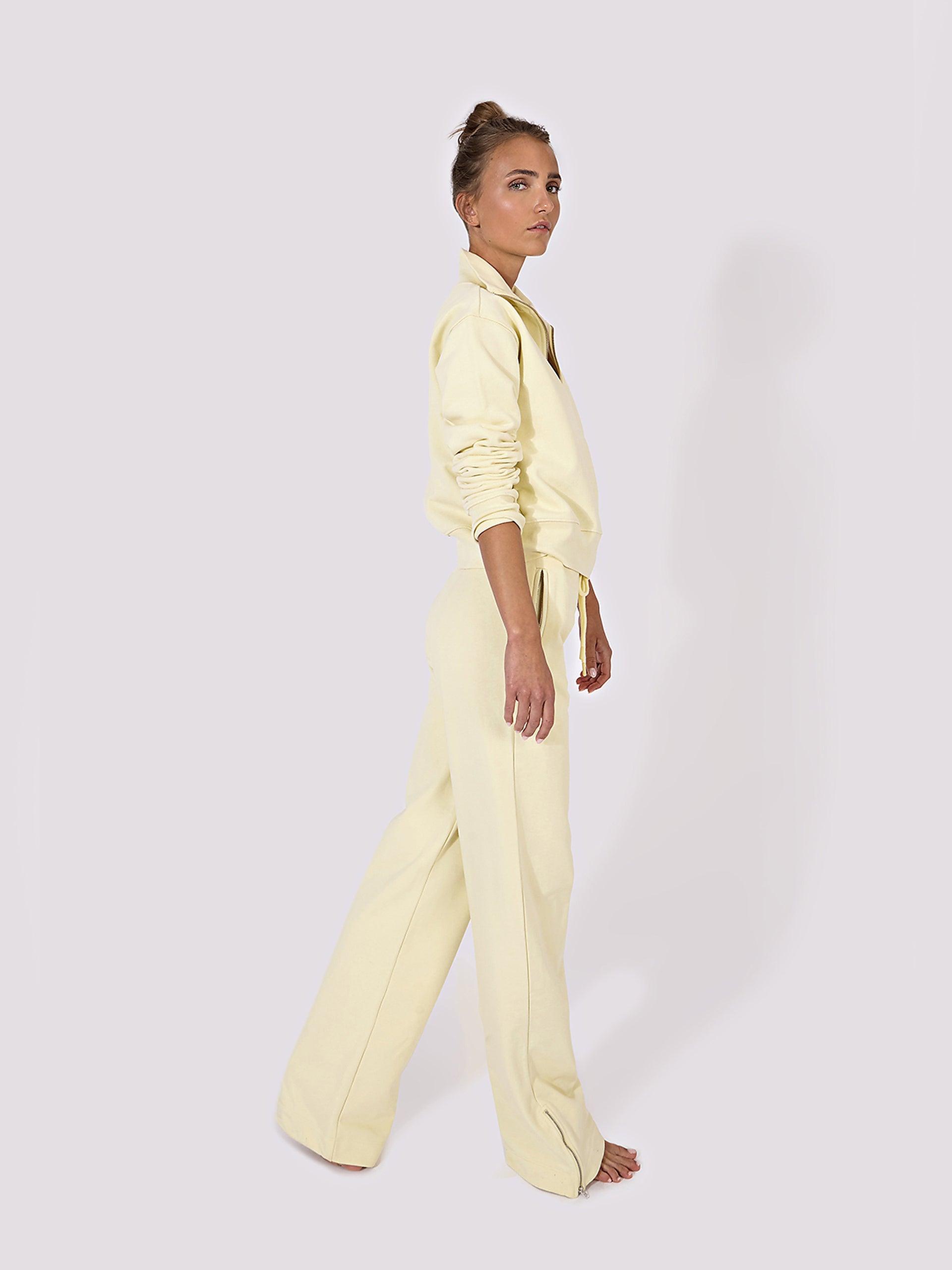 Mara Joggers in Creamy Yellow, ÔNNE activewear