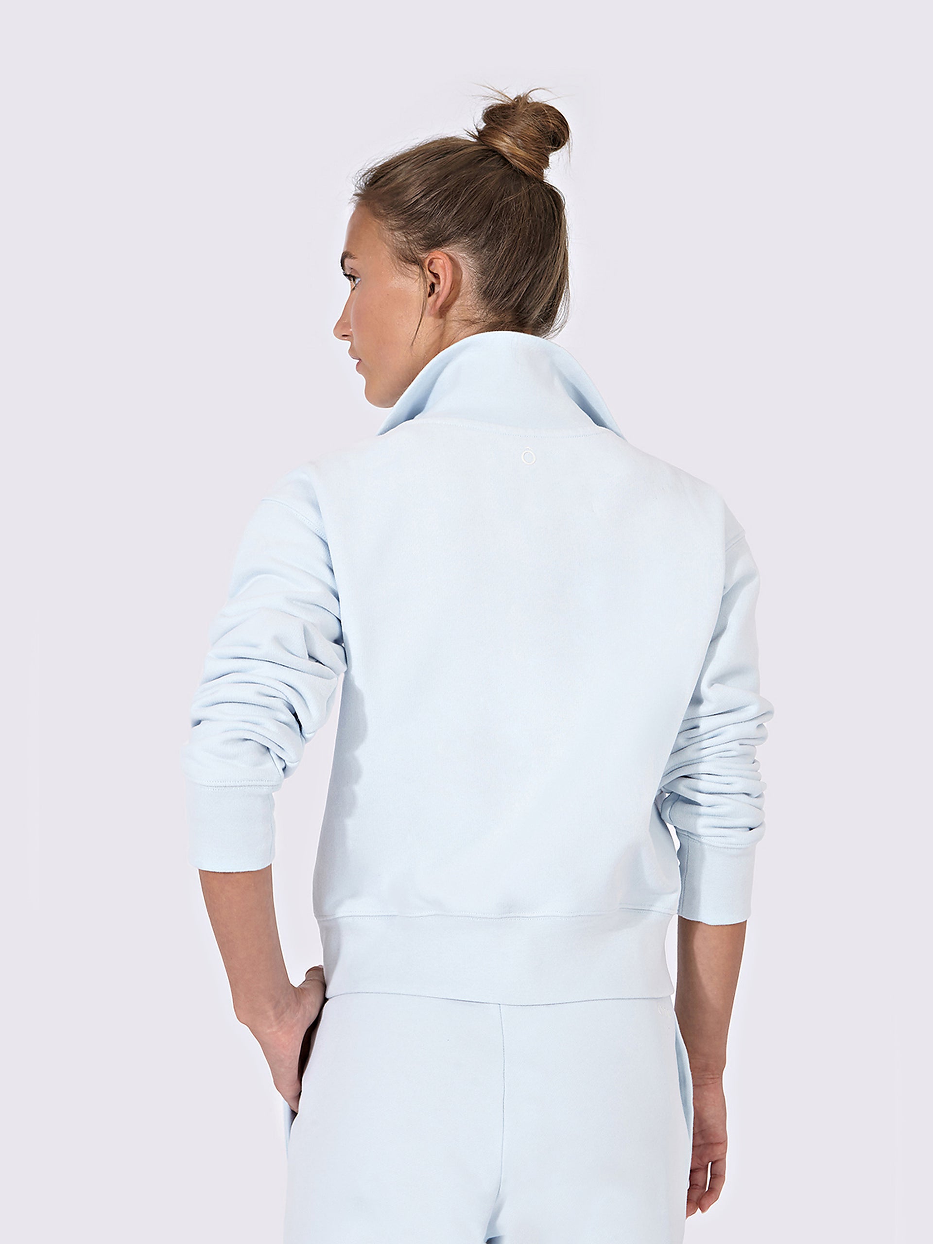 Alma Jacket in Water Blue, ÔNNE activewear