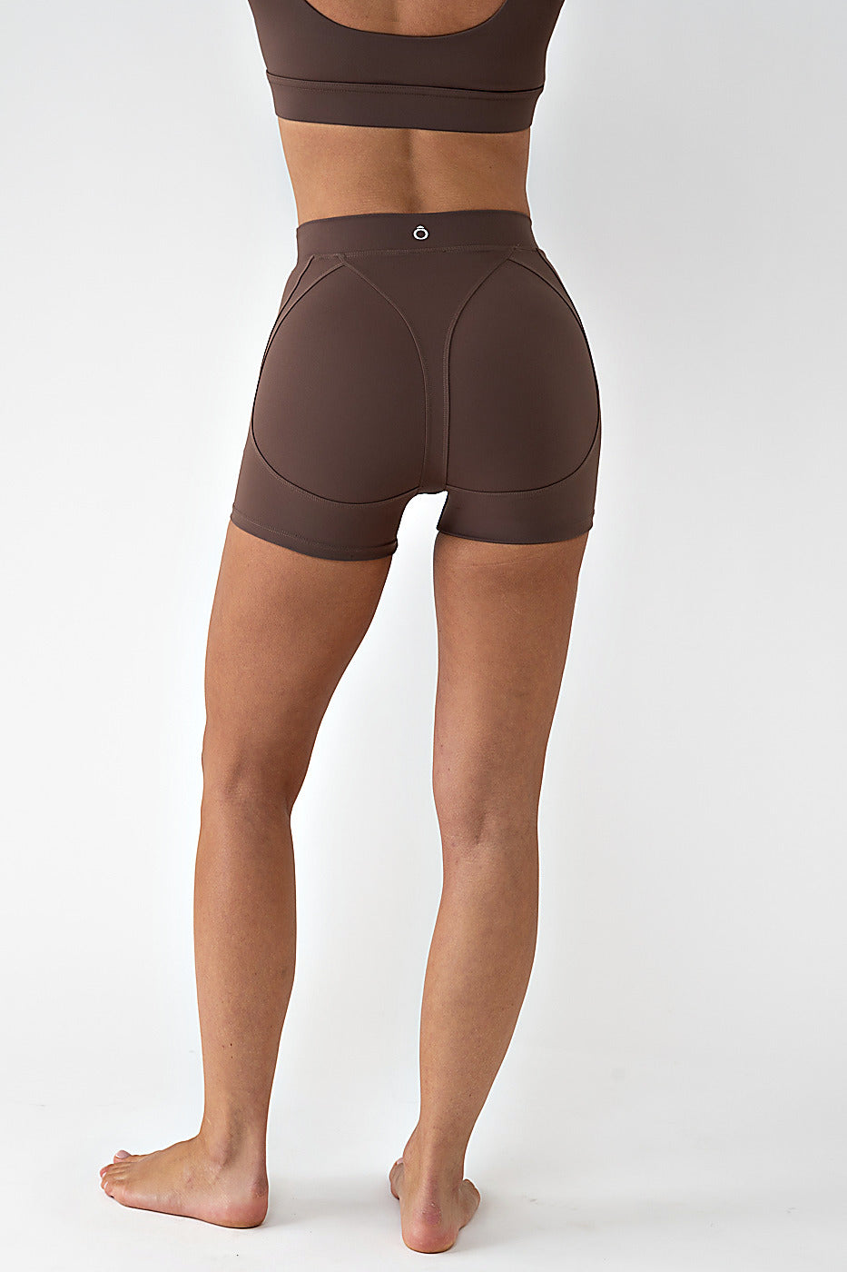 Cinder Shorts in Dark Brown, ÔNNE activewear