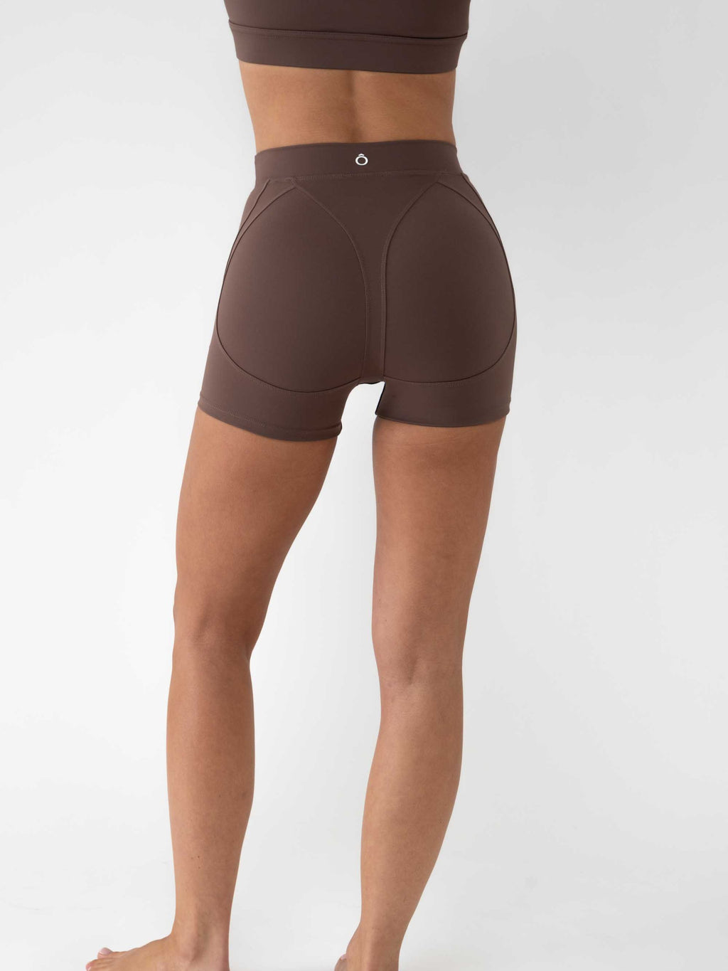 Cinder Shorts in Dark Brown, ÔNNE activewear