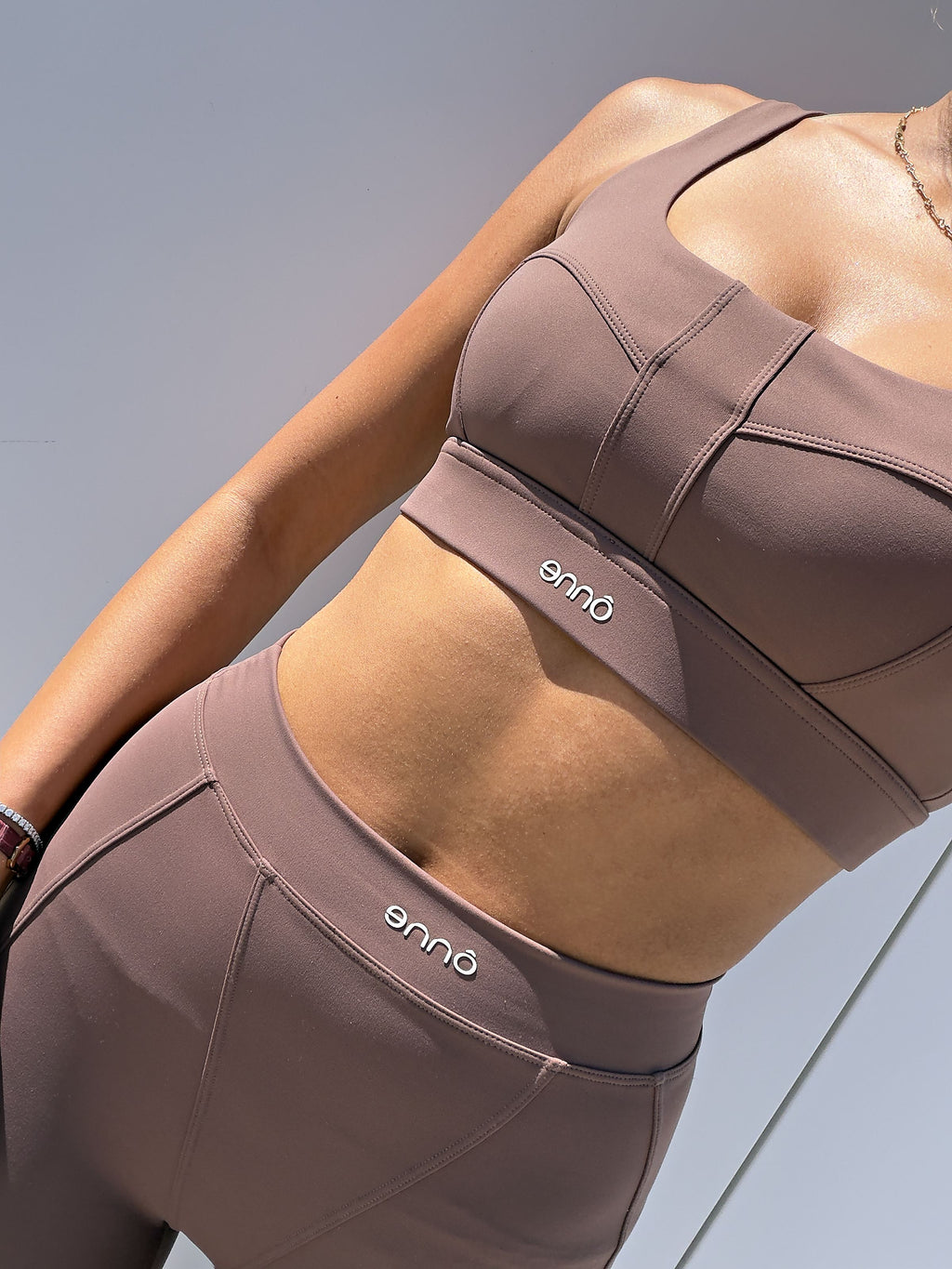 Bruna Top in Dark Brown, lifestyle, ÔNNE activewear