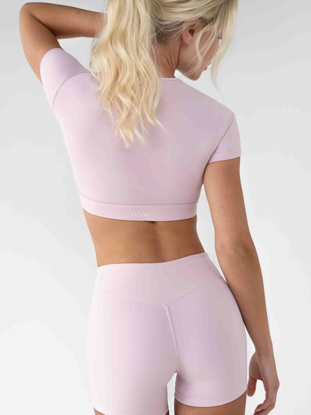 Muse Top in Peach Pink, ÔNNE activewear