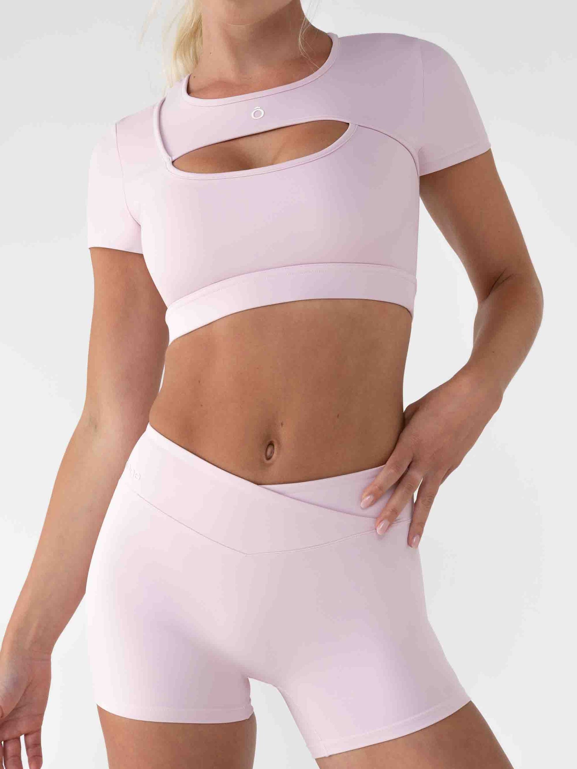 Race Shorts in Peach Pink, ÔNNE activewear