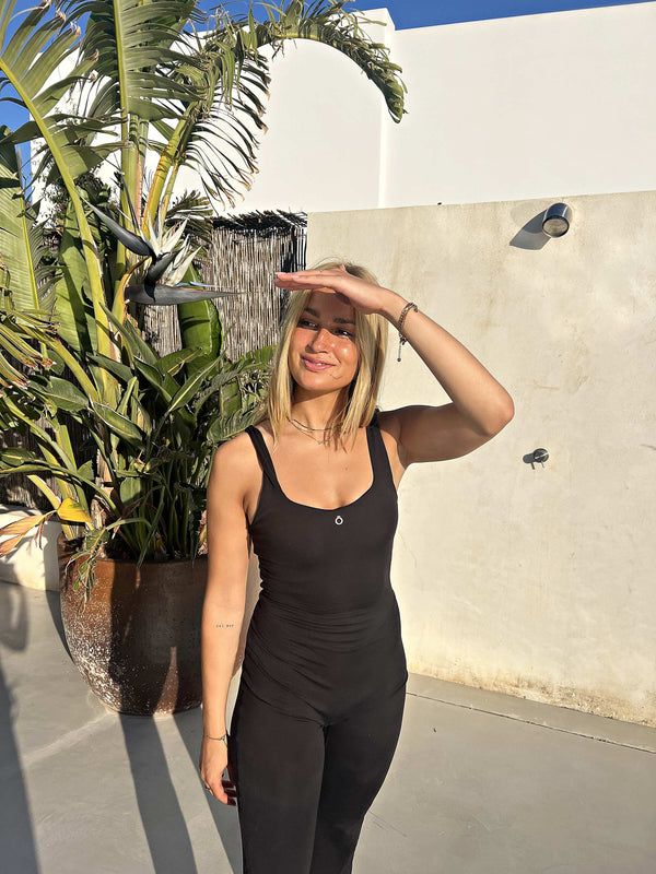 Nali Jumpsuit in Black, lifestyle, ÔNNE activewear