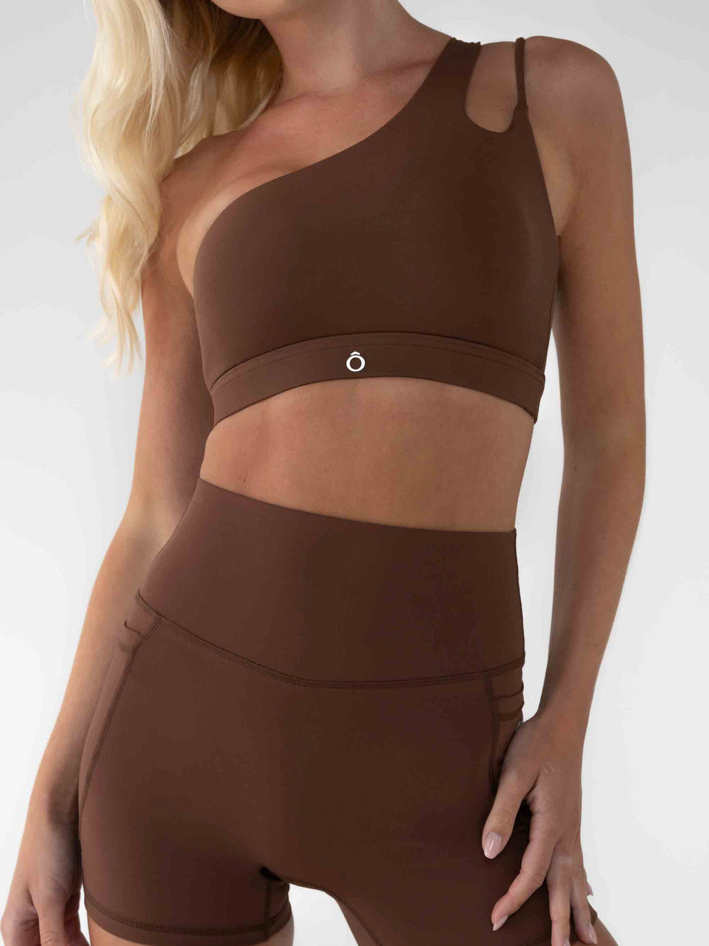 Maia Short in Birch Brown, ÔNNE activewear