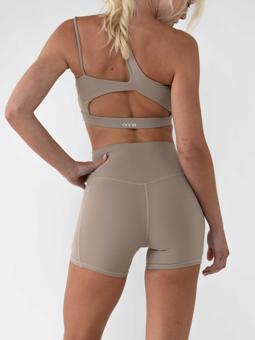 Nora Top in Birch Brown, ÔNNE activewear