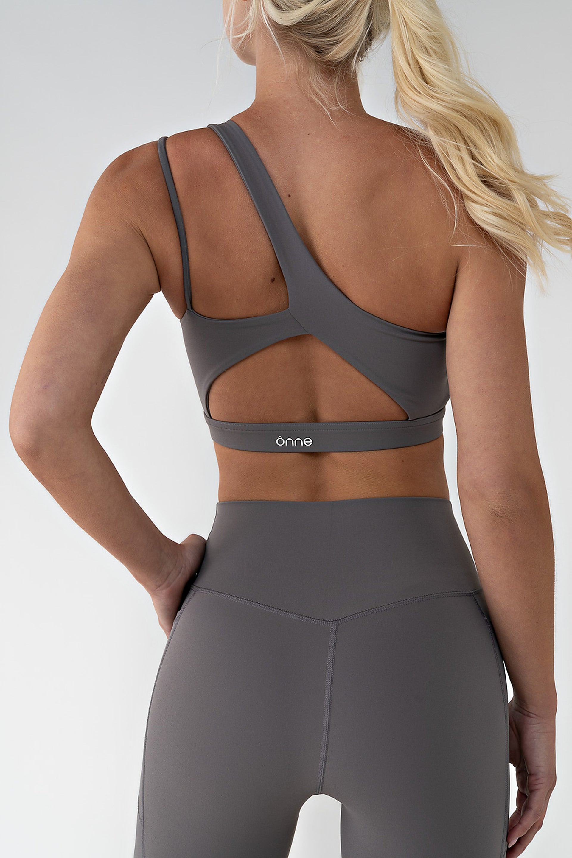 Nora Top in Ultimate Gray, ÔNNE activewear