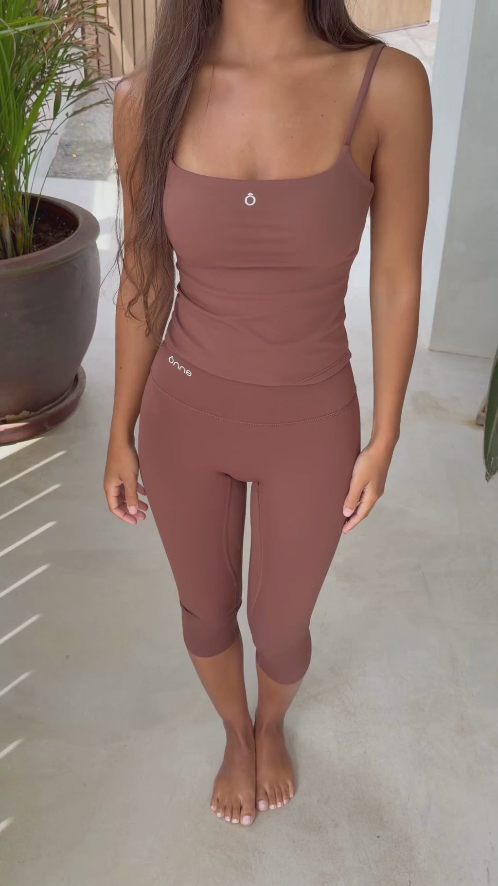Nyra Leggings in Chocolate Brown, ÔNNE activewear