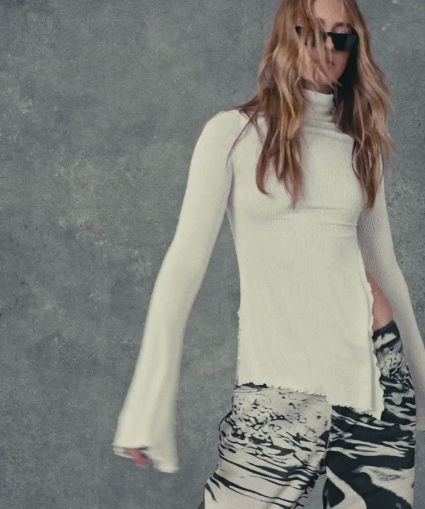 Die weit geschnittene Jeans mit Print