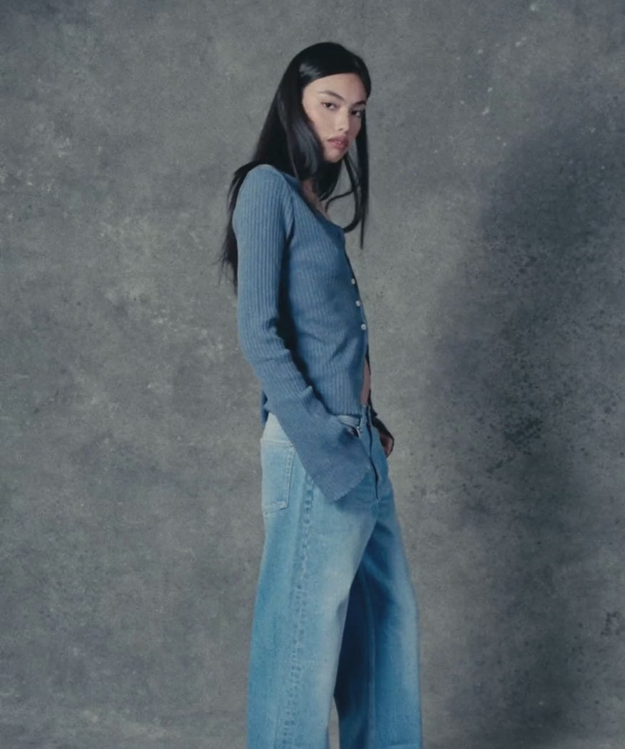 The Ribbed Button Sweater Blue