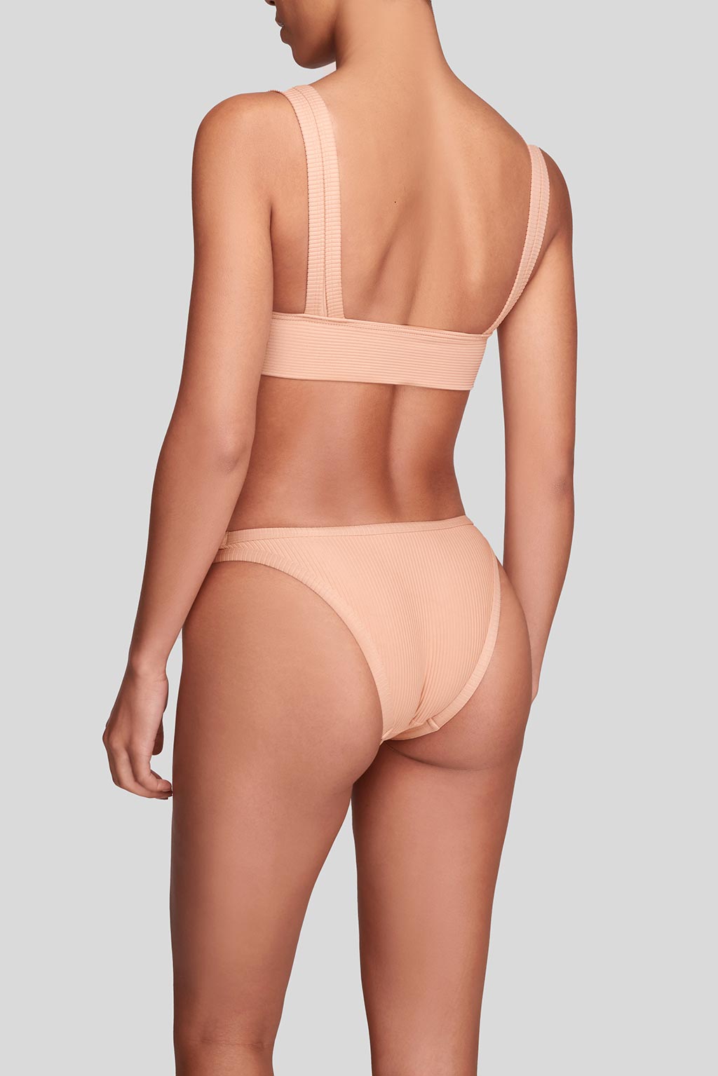 Nude-vfr-back