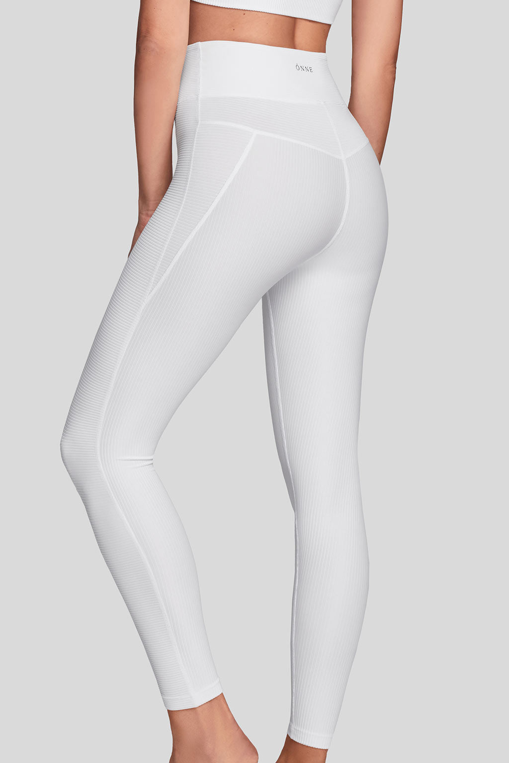 White-vfr-back